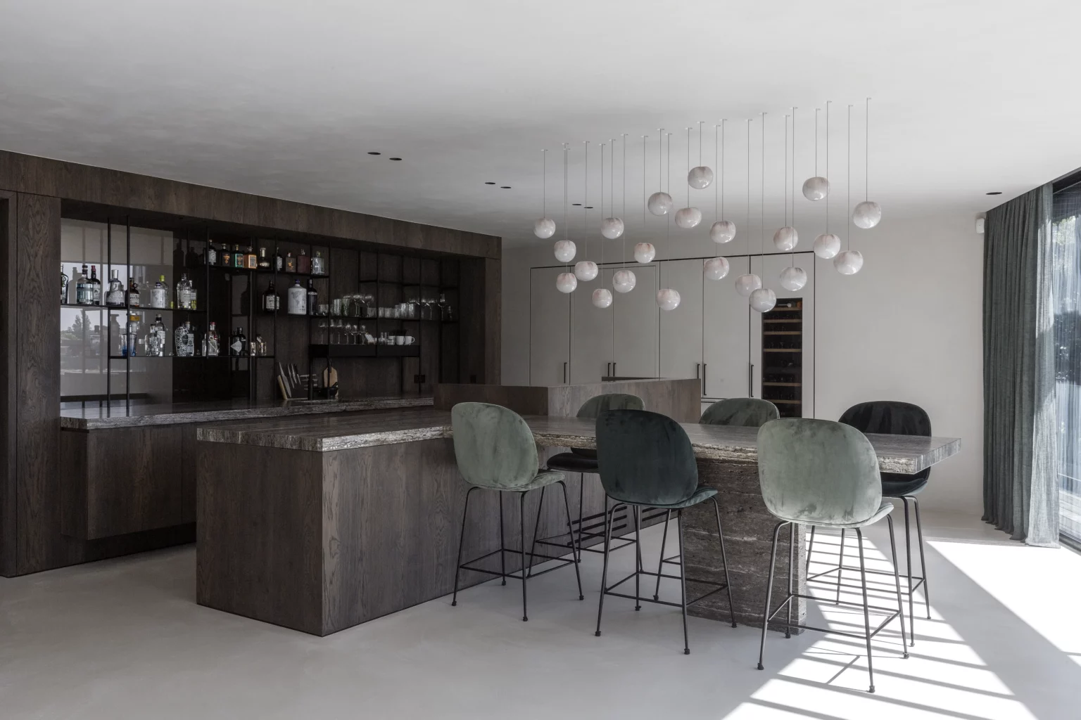 4technics verzorgde het volledige HVAC-S pakket voor dit bedrijfsgebouw met directiewoning in Oostham.